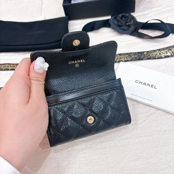 95% NEW CHANEL CARD HOLD WALLET WITH FULL PACKAGING, HOLIDAY RIBBON - Picture 12 of 14